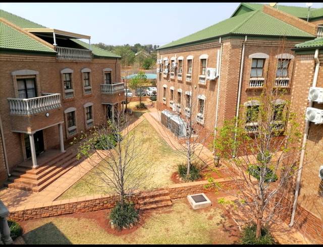 75M² OFFICE TO LET IN HIGHVELD